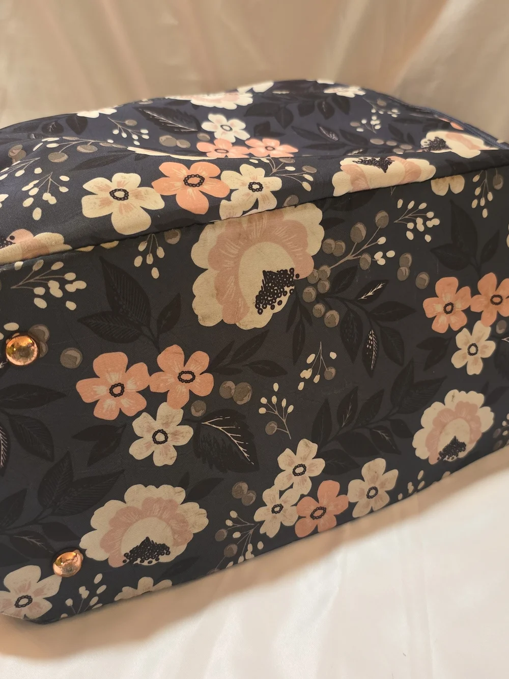 Sarah Wells Breast Pump Bag - Navy with Blush Flowers 